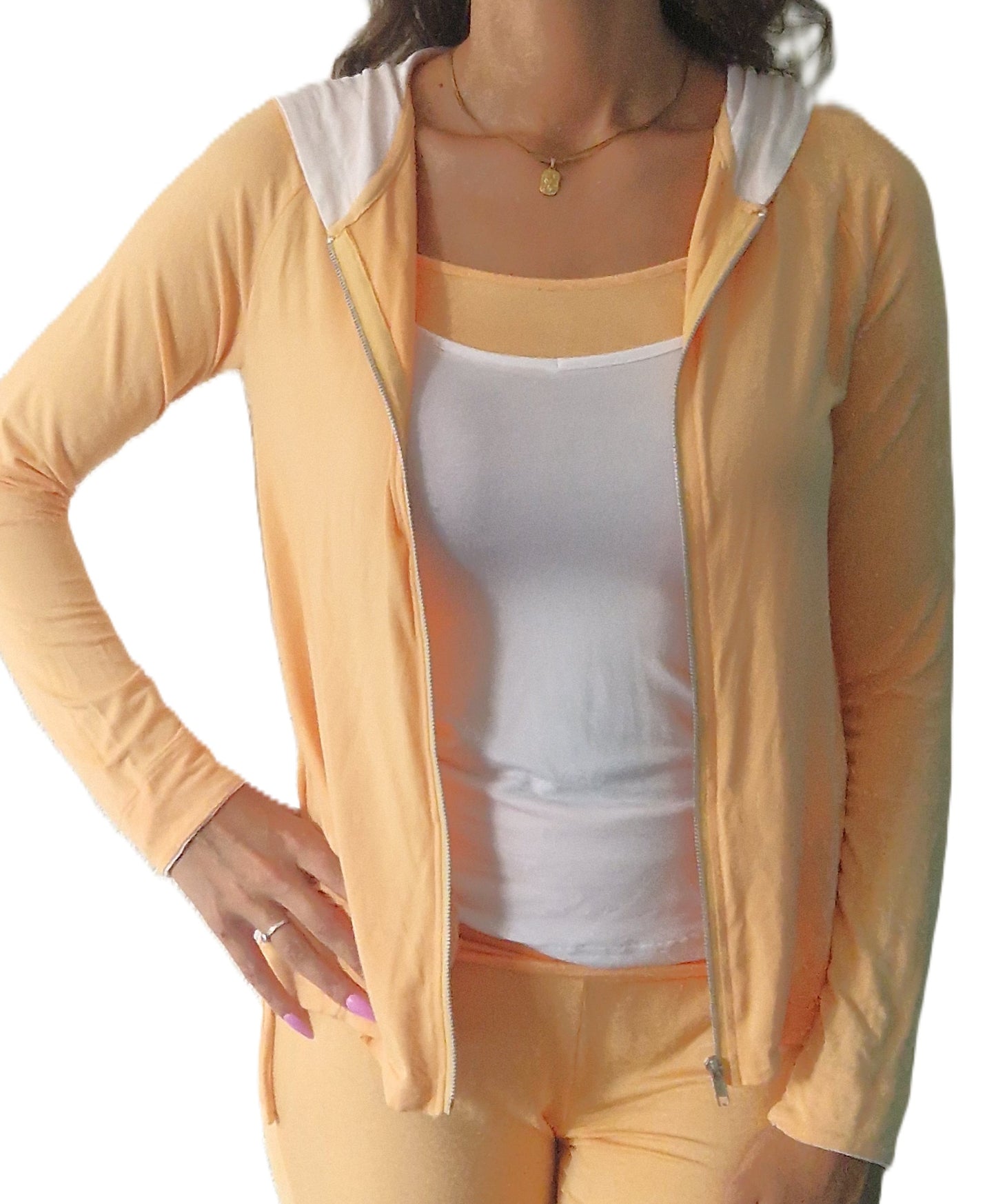 Yoga Spaghetti top wit met peach accent, Van 92% bamboe textiel