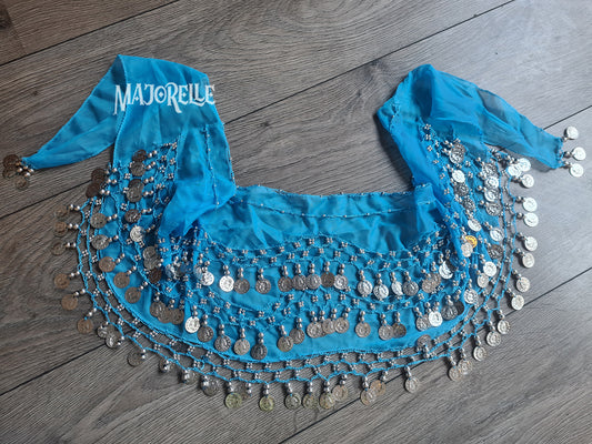 Heupsjaal turquoise met zilveren muntjes
