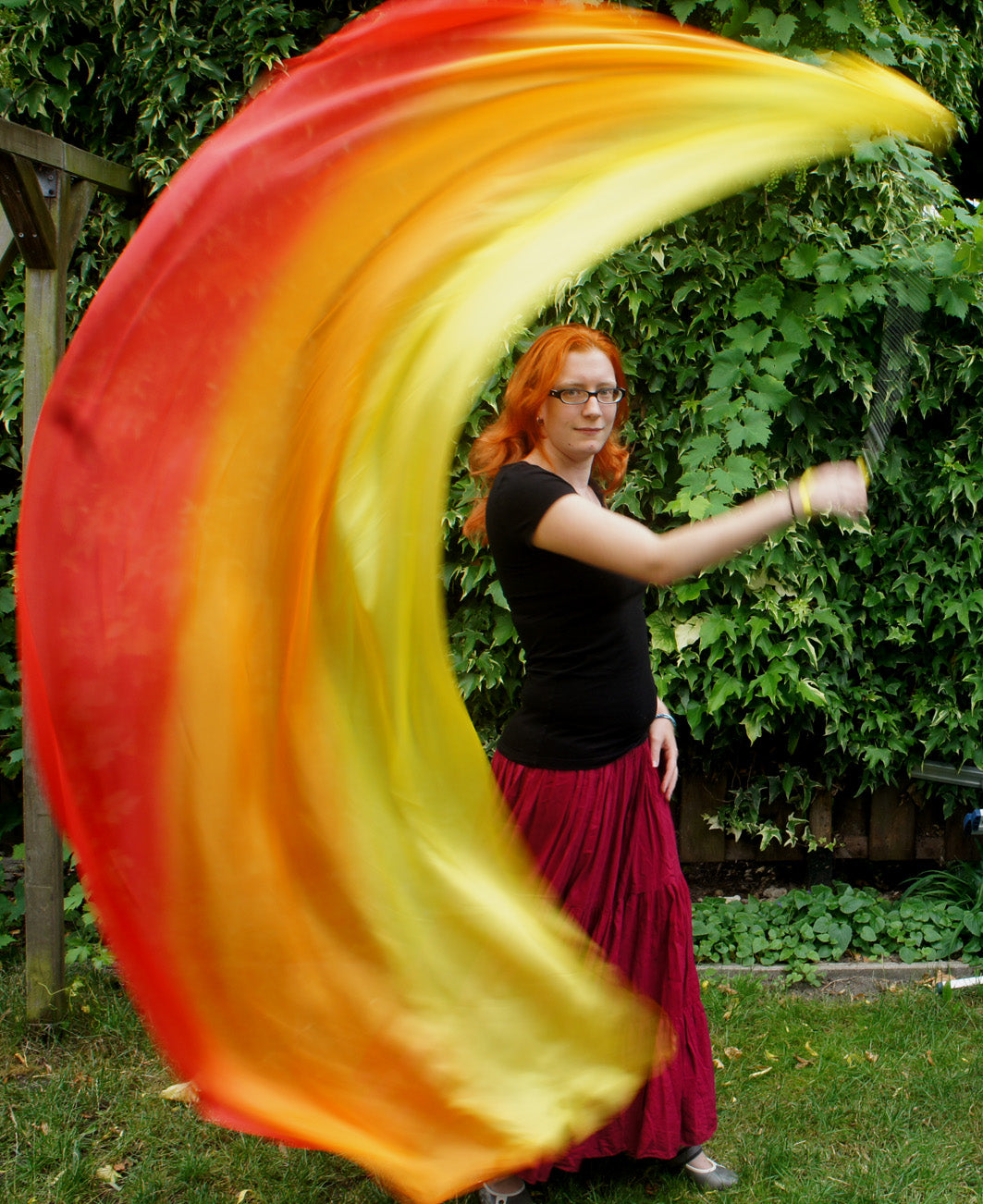 Buikdans poi / voi rood oranje geel