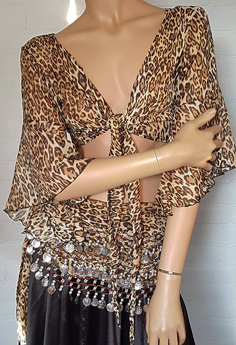 Leuke bindtop in luipaard print van chiffon met vlindermouw