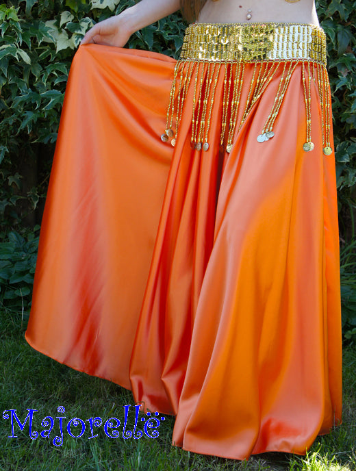 Wijde satijnen rok in oranje