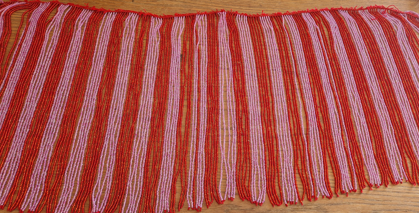Kralensnoer met slierten rood roze 30cm