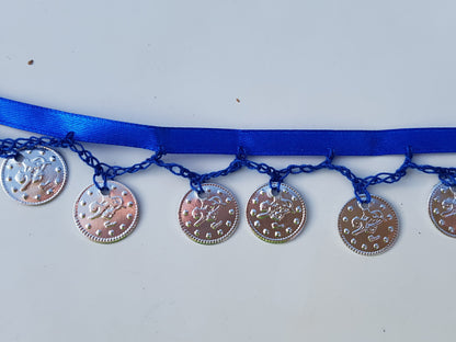 Lint met muntjes korenblauw/zilver