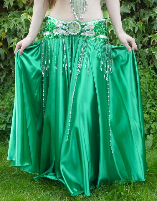 Wijde satijnen rok in groen
