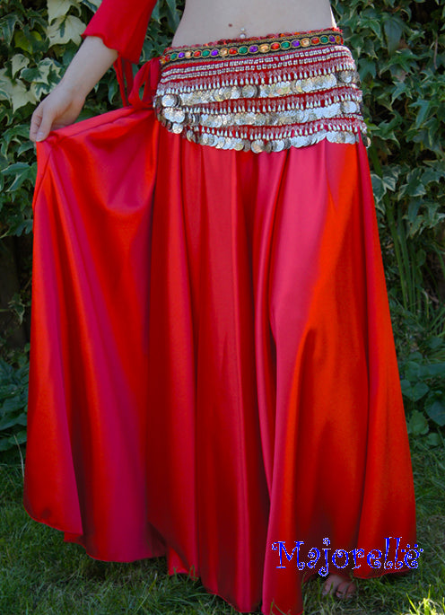 Wijde satijnen buikdansrok in rood