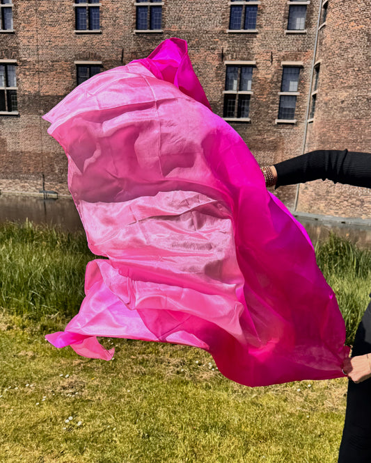 Zijden sluier in fuchsia kleurverloop 100% zijde