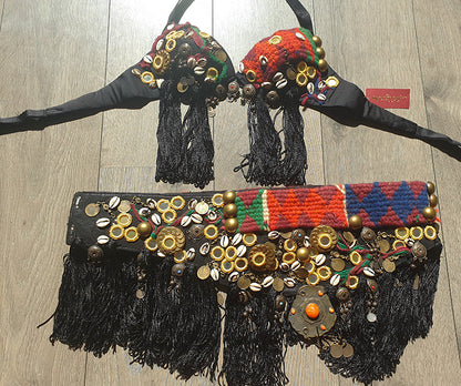 Zware, bewerkte buikdans tribal belt en BH