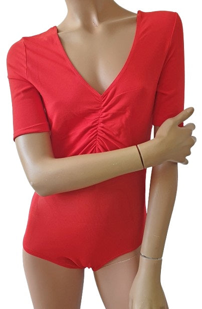 Comfortabele body met korte mouwen in rood, Maat S