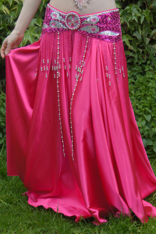 Wijde satijnen buikdansrok in fuchsia