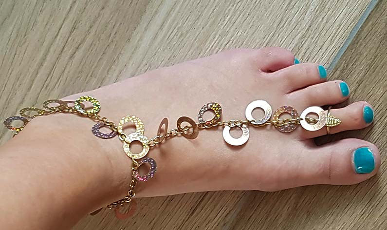 Voetsieraad met verstelbare ring en enkelbandje in goud