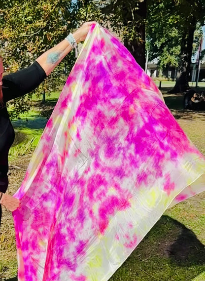 Zijde sluier in tie dye roze geel Peony