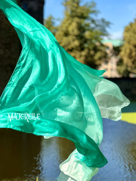Zijden sluier in pauwgroen kleurverloop 100% zijde